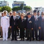 19 EYLÜL GAZİLER GÜNÜ DOLAYISIYLA CUMHURİYET KENT MEYDANI’NDA GERÇEKLEŞTİRİLEN ÇELENK SUNMA TÖRENİNE DİDİM İLÇE PROTOKOLÜ TAM KADRO KATILDI. TÖRENİN ARDINDAN DİDİM BELEDİYESİ TARAFINDAN DÜZENLENEN KAHVALTI PROGRAMINDA BAŞKAN HATİCE GENÇAY, DİDİMLİ GAZİLERLE BİR ARAYA GELDİ.