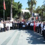 MUĞLA’NIN BODRUM İLÇESİNDE 19 EYLÜL GAZİLER GÜNÜ DOLAYISIYLA GAZİLER, GAZİ AİLELERİ VE ŞEHİT AİLELERİNİN KATILIMIYLA TÖREN VE ETKİNLİKLER DÜZENLENDİ.