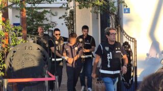 MUĞLA'NIN BODRUM İLÇESİNDE DÜZENLENEN OPERASYONDA, BODRUM BÖLGE LİMAN BAŞKANI RÜŞVET İDDİASIYLA GÖZALTINA ALINDI.