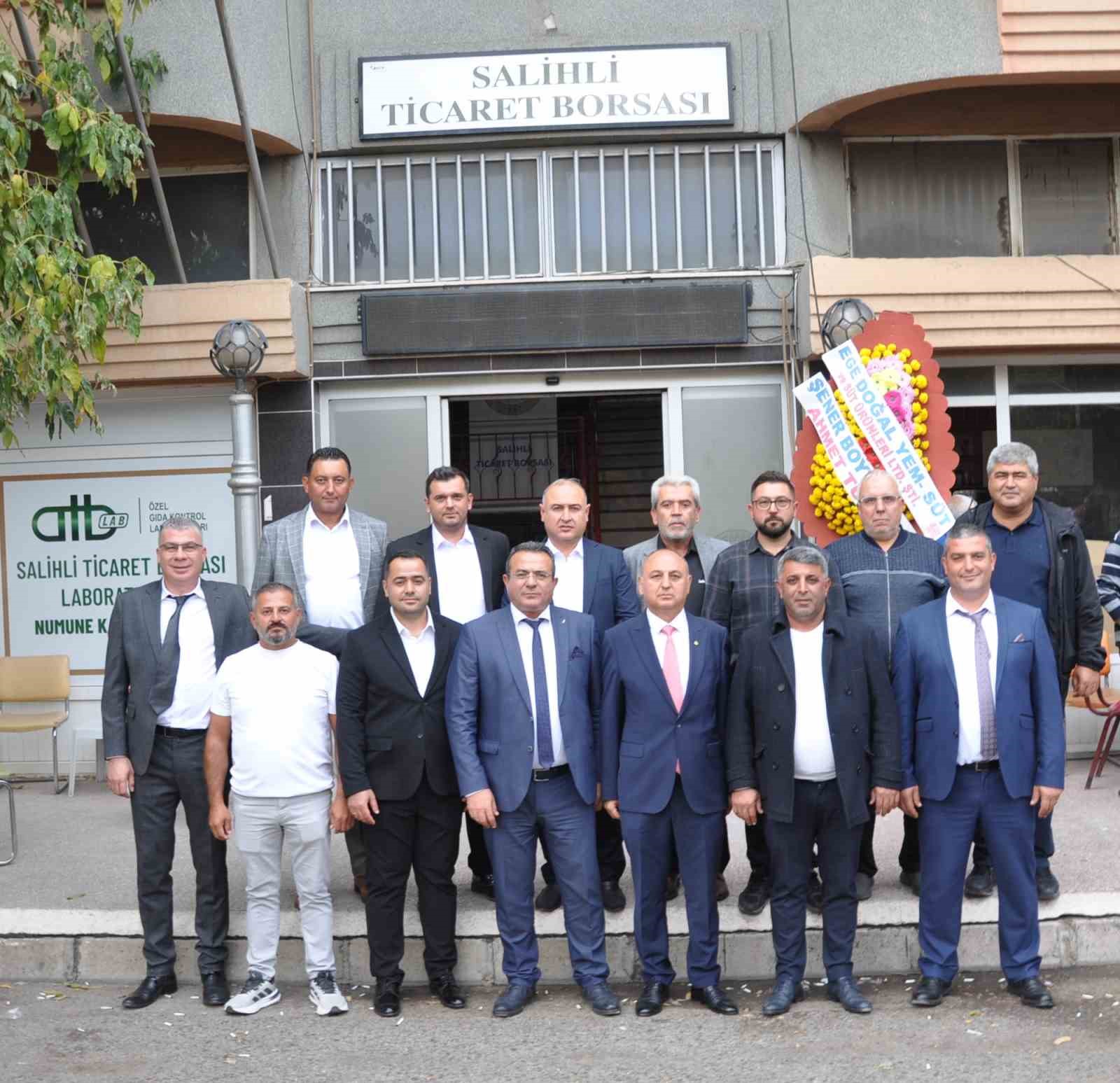 Salihli Ticaret Borsası’nda seçimi Yetiş Aksoy kazandı