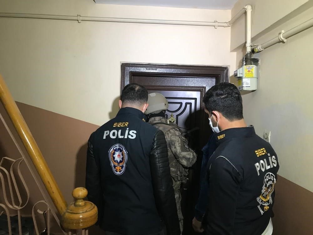 Aydın’da siber operasyon: 2 şüpheli tutuklandı