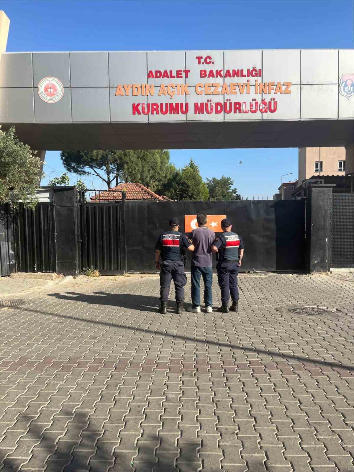 Efeler’de 7 yıl 4 ay hapis cezasıyla aranan hükümlü yakalandı