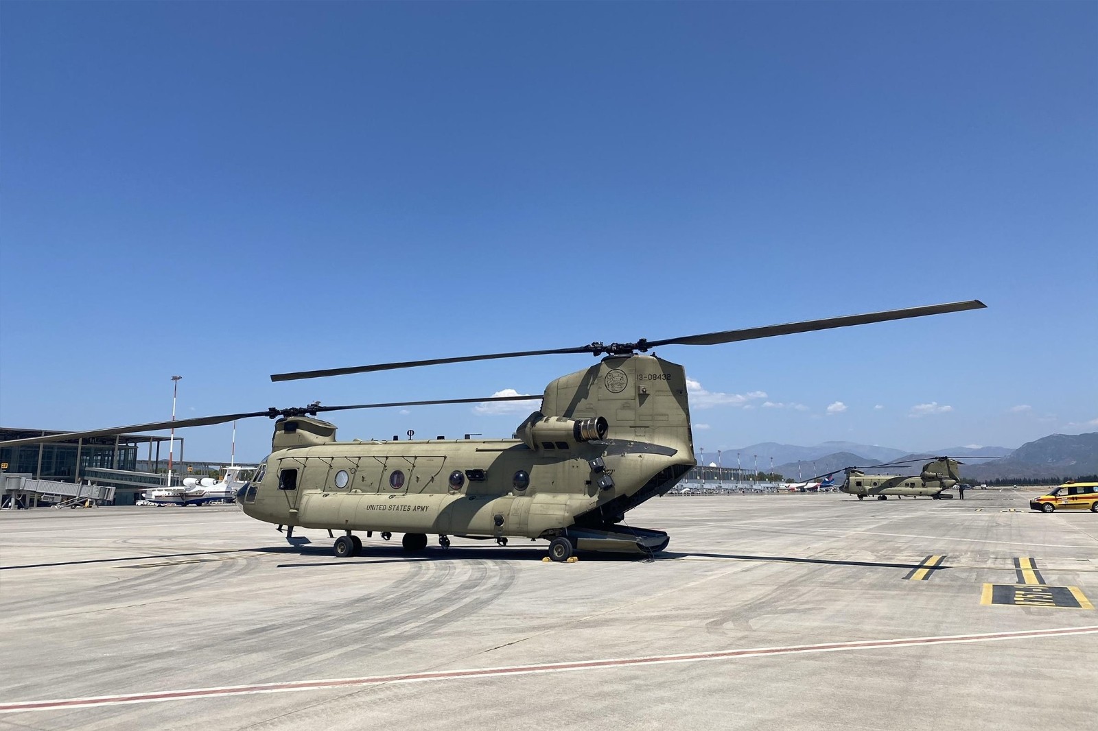 ABD yangın söndürme helikopterleri Dalaman’da