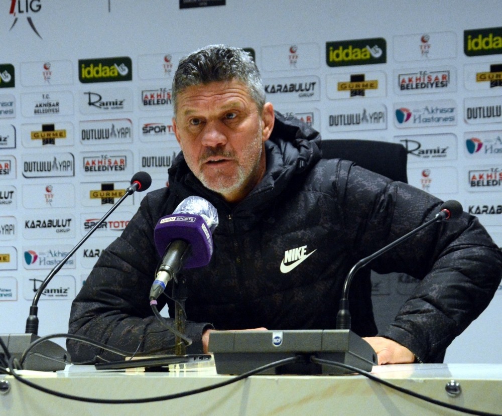 Akhisarspor, Mesut Dilsöz ile yollarını ayırdı