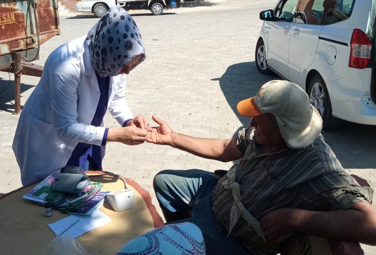 Alaşehir’de her yerde aşı  yapılıyor