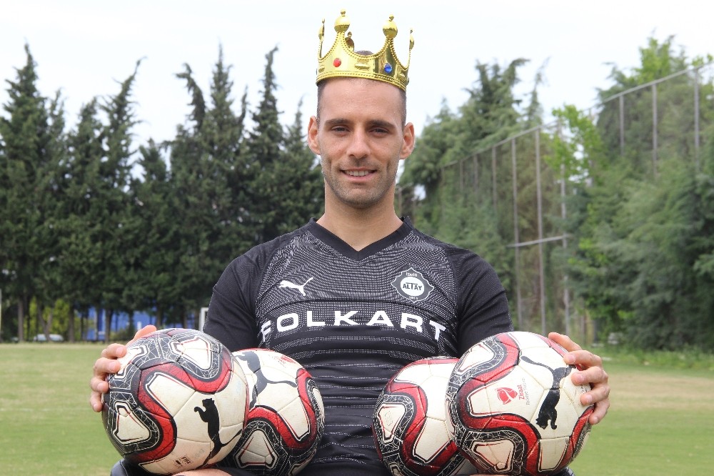 Altay tarihinin en golcü yabancısı Paixao