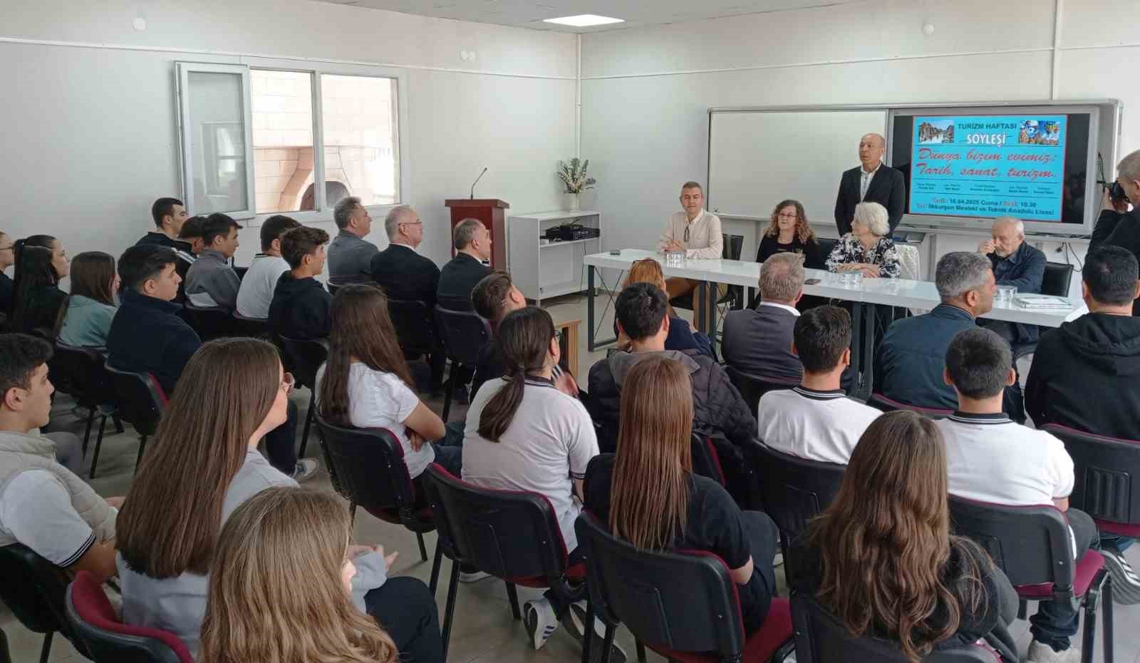 Arkeoloji Profesörü Veli Sevin: ‘Belki de Hazreti Meryem’in mezarı bu kentlerin sınırları içinde’