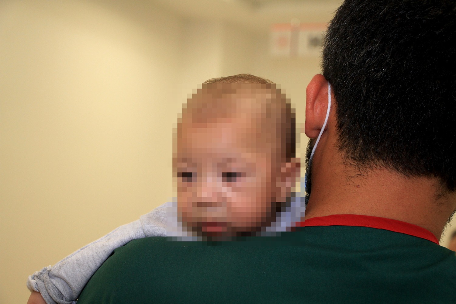 Babasının kaçırıp hastaneye bıraktığı Arel bebek annesine teslim edildi