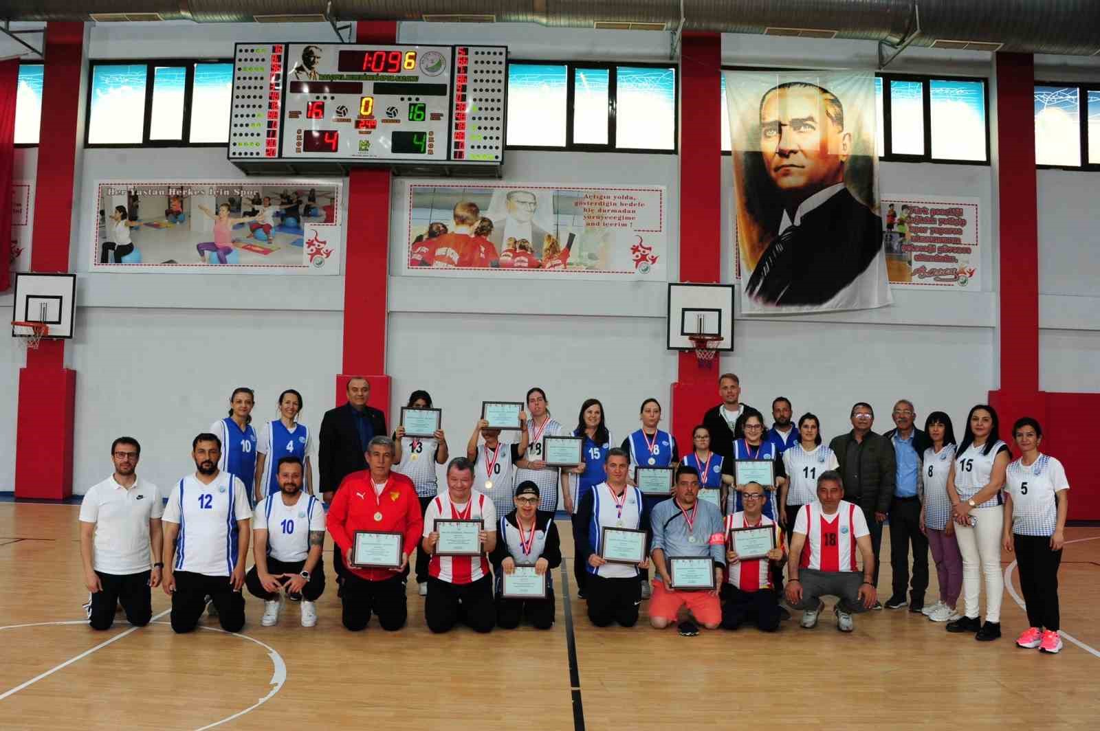 Balçova’da kalpleri ısıtan turnuva