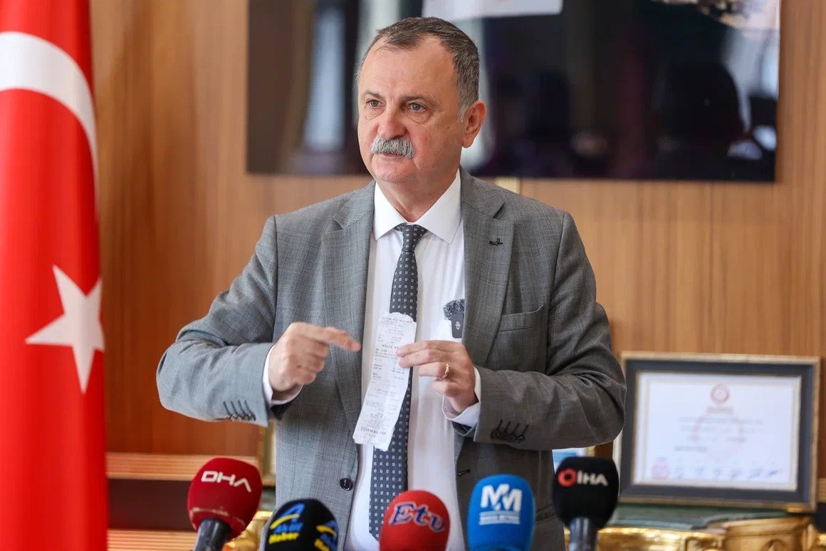 Başkan Balaban: ‘Ne yiyor ve ne içiyorsak cebimizden son kuruşuna kadar ödüyoruz’