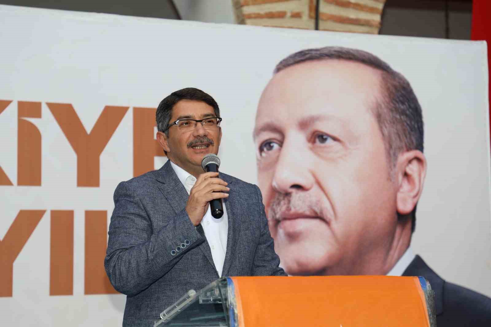 Başkan Çelik, ’Başkanlığa tamam, davaya hizmete devam’ dedi