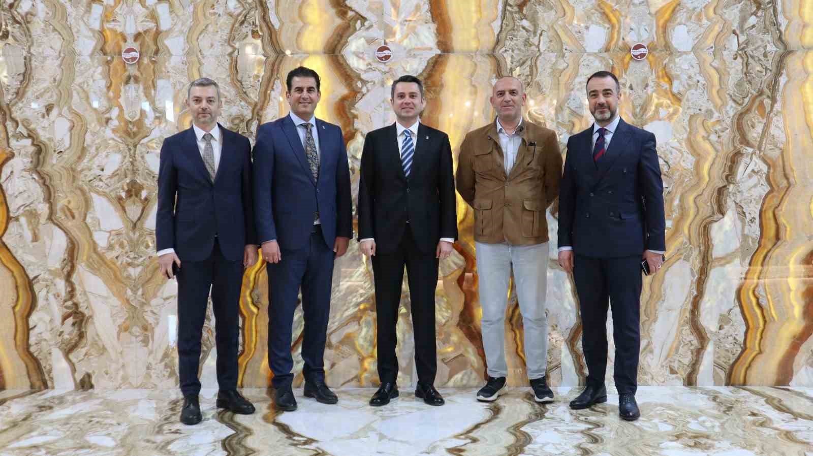 Başkan Güngör, Denizlili mermercileri fuarda yalnız bırakmadı