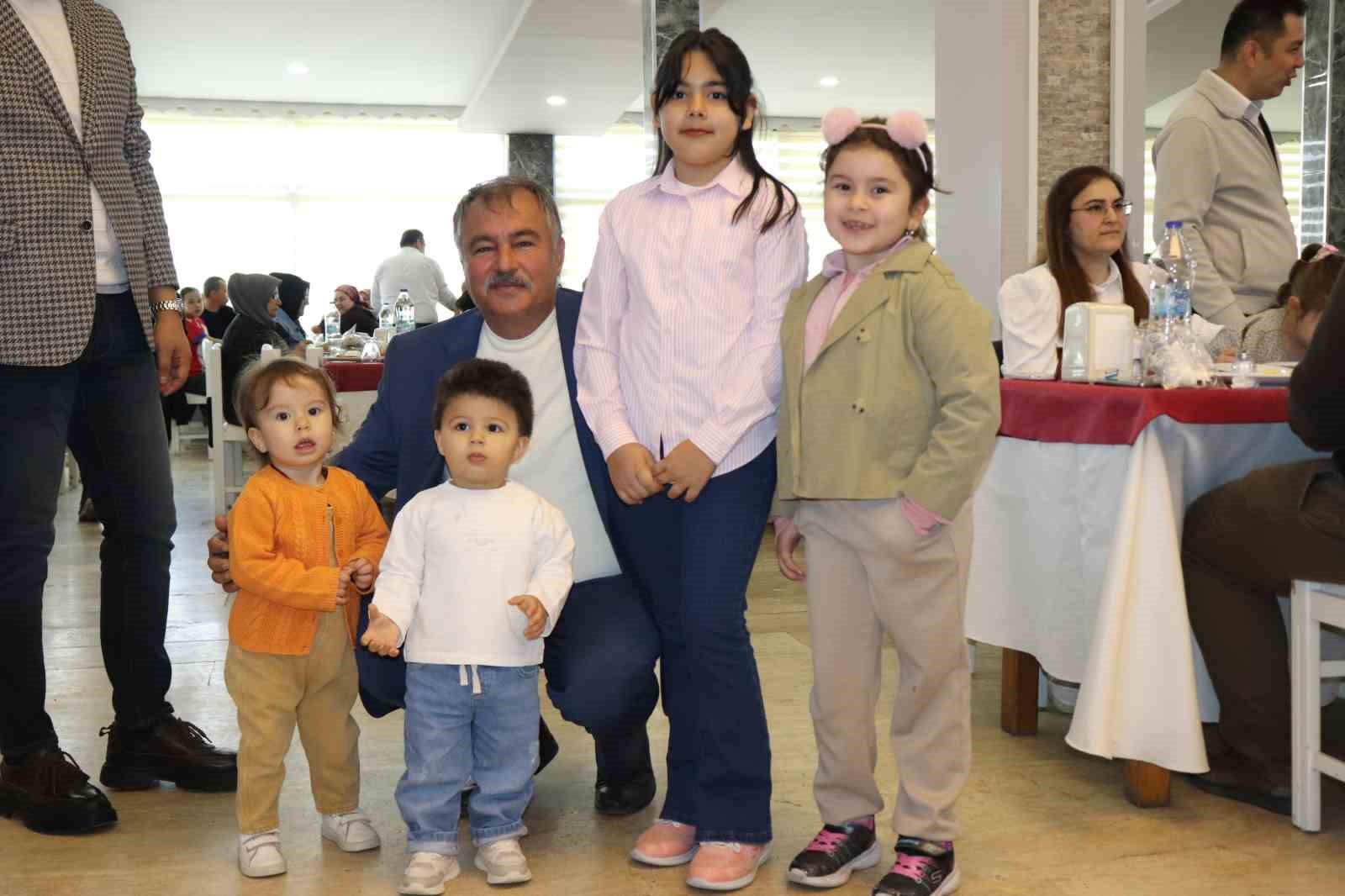 Başkan Pütün; ‘Beyağaç’ın ismini duyurmak için var gücümüzle çalışıyoruz’