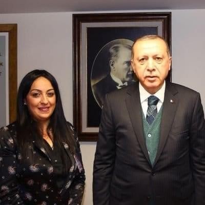 Belediye başkan yardımcısı, kadın meclis üyesine hakaret ederek üzerine yürüdü