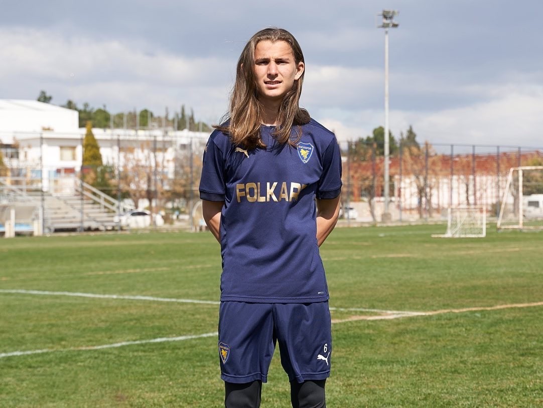 Bucaspor’da Buğra Akçagün profesyonel oldu