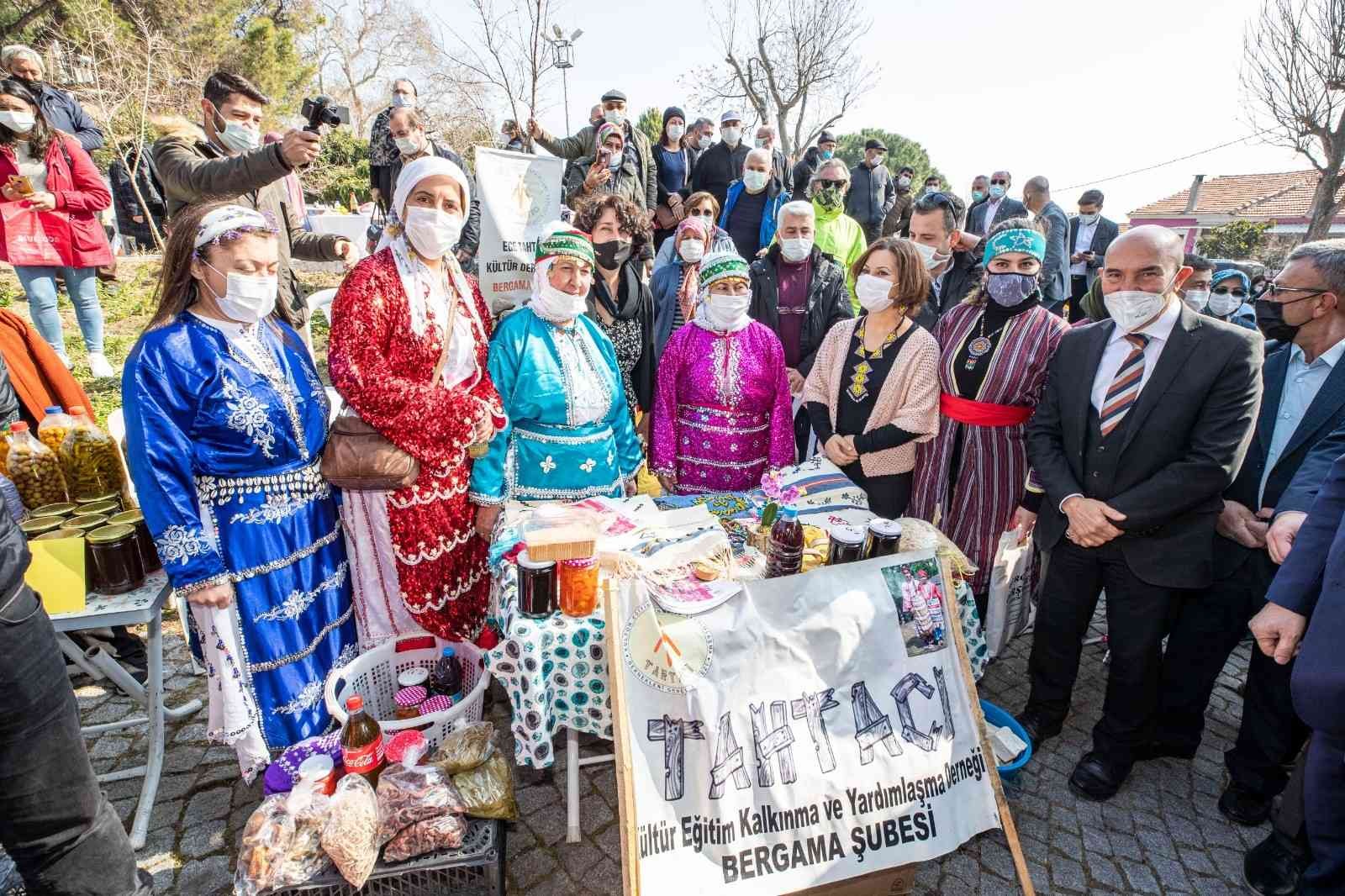 Büyükşehir Belediyesinden Bergama’ya ücretsiz gezi
