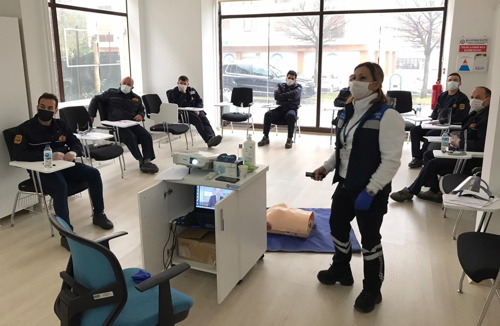 Büyükşehir’in ilk yardım eğitimleri başladı