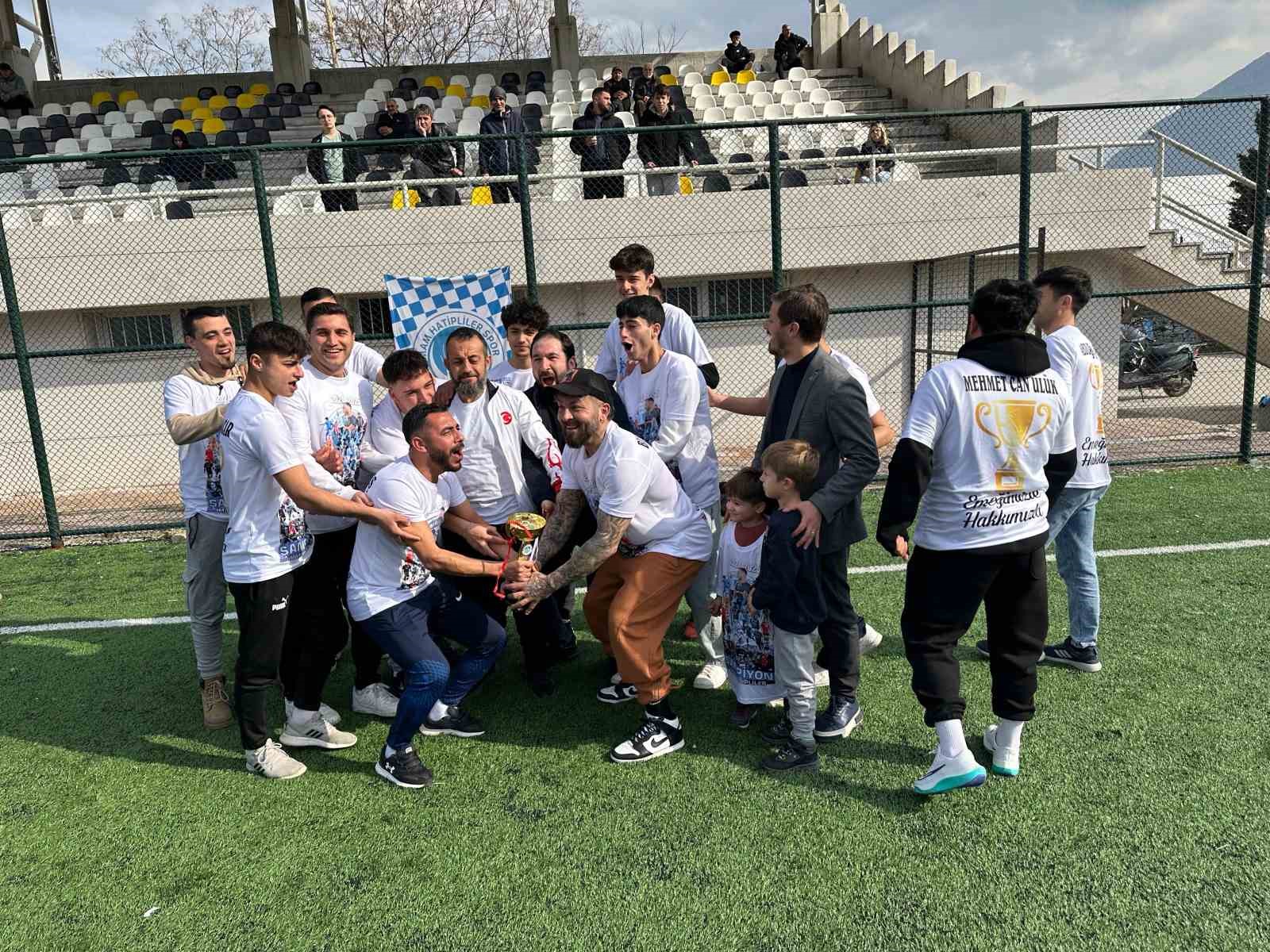 Camiden yeşil sahalara uzanan şampiyonluk