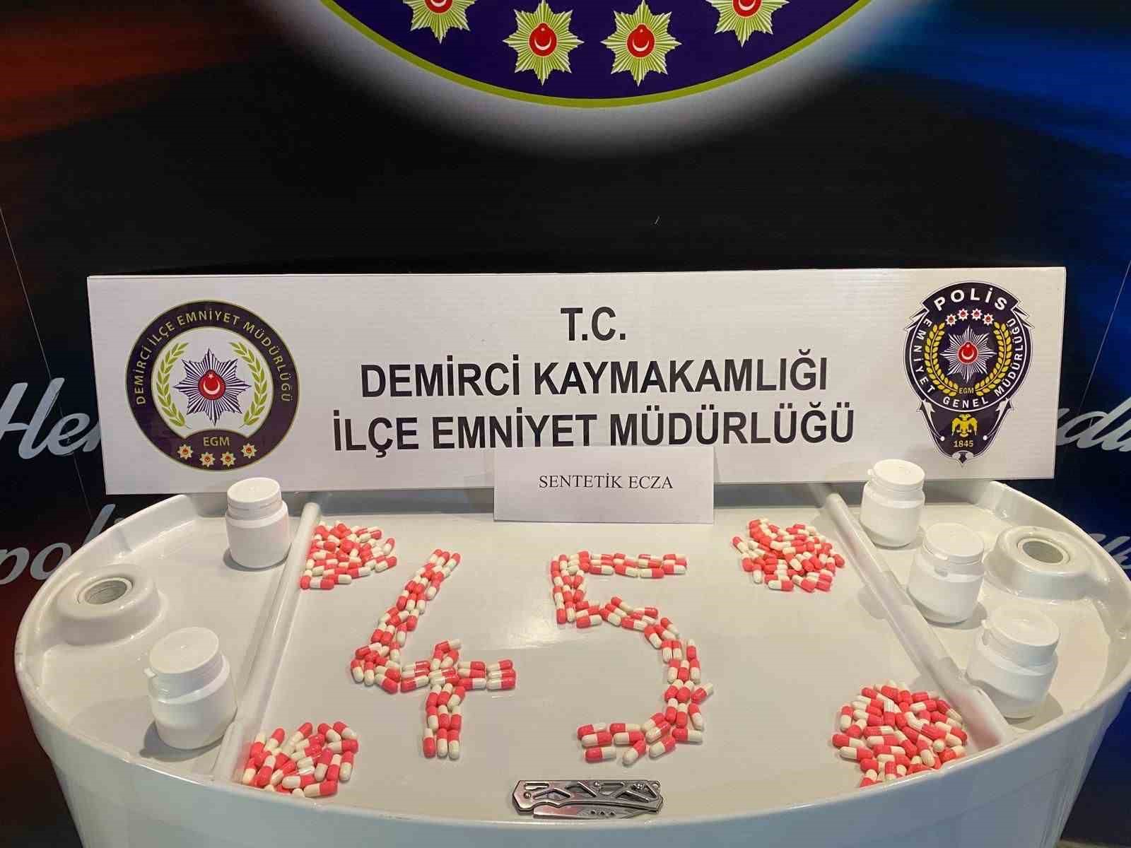 Demirci emniyetinden uyuşturucu operasyonu