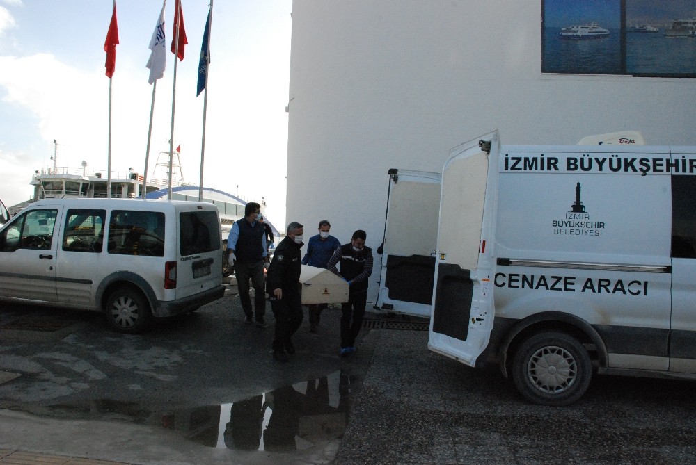 Denizde ceset bulundu