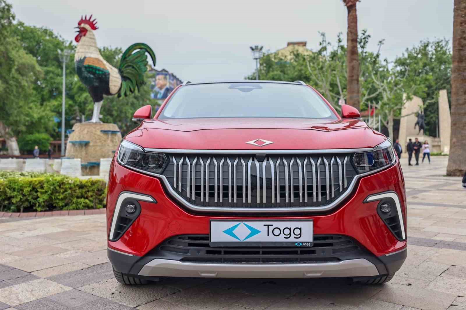Denizli Büyükşehir, Türkiye’nin ilk yerli otomobili TOGG’a kavuştu