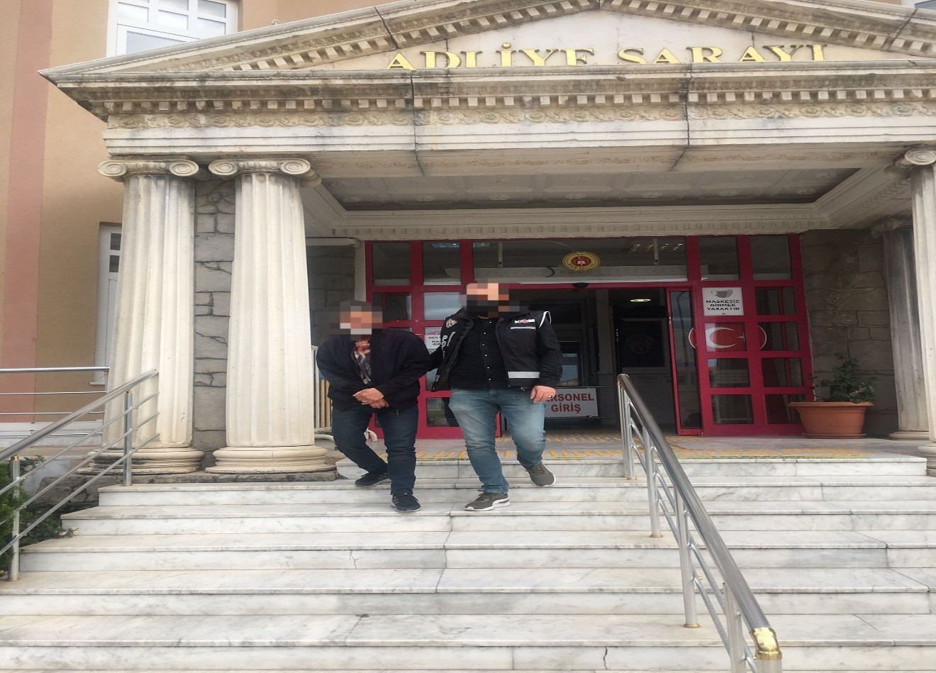 Didim’de uyuşturucudan iki kişi tutuklandı