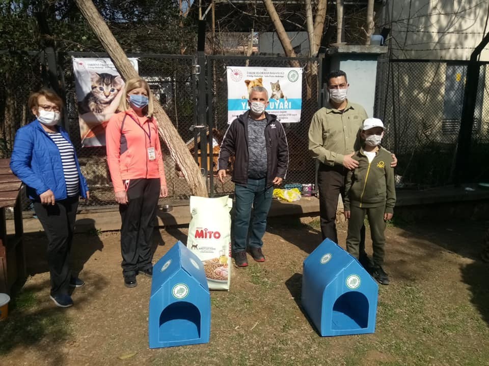 Doğa koruma sokak hayvanlarını unutmadı