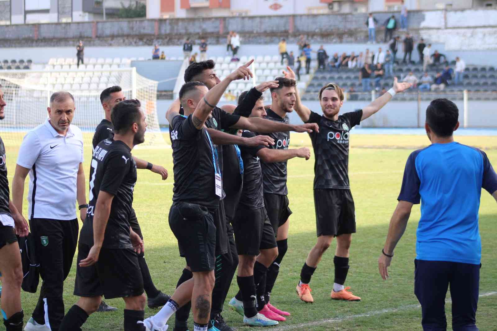 Efeler 09 SFK: 2 – Muş 1984 Muşspor: 0