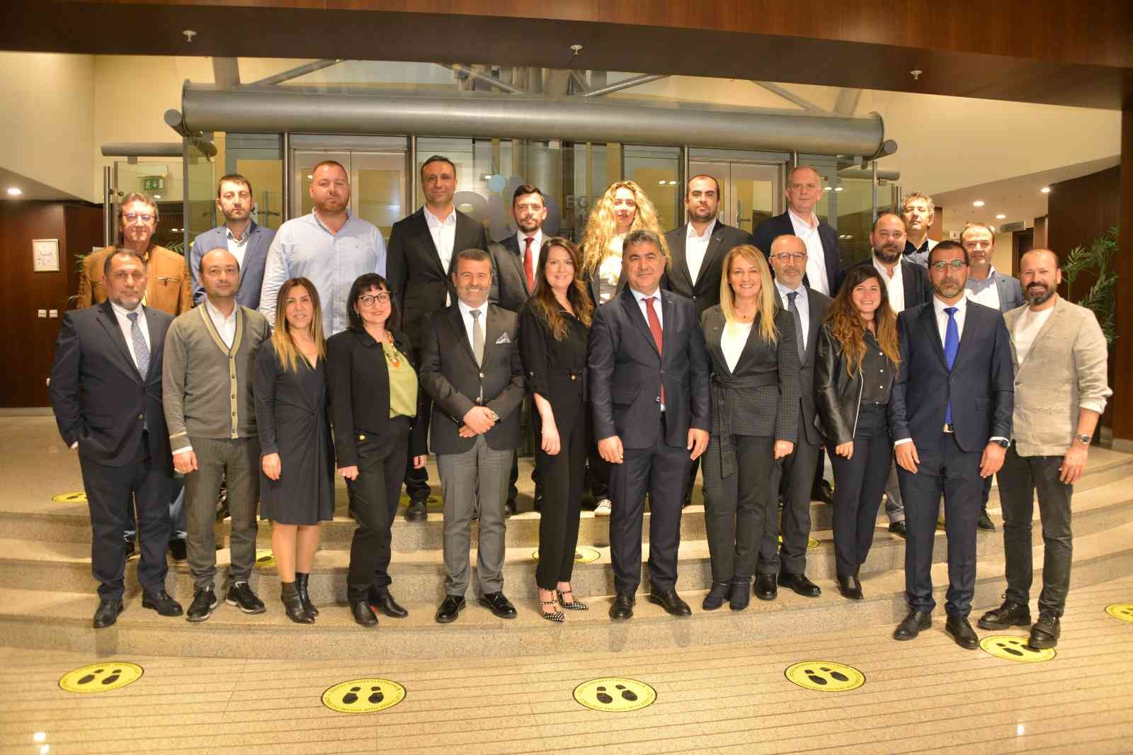 Ege Hazırgiyim ve Konfeksiyon İhracatçıları Birliğinde ikinci Sertbaş dönemi