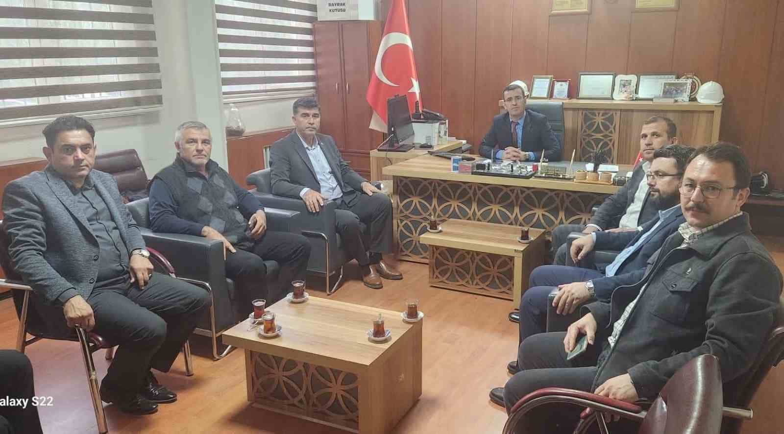 Eğitim-Bir-Sen’den Yıldırak’a ziyaret