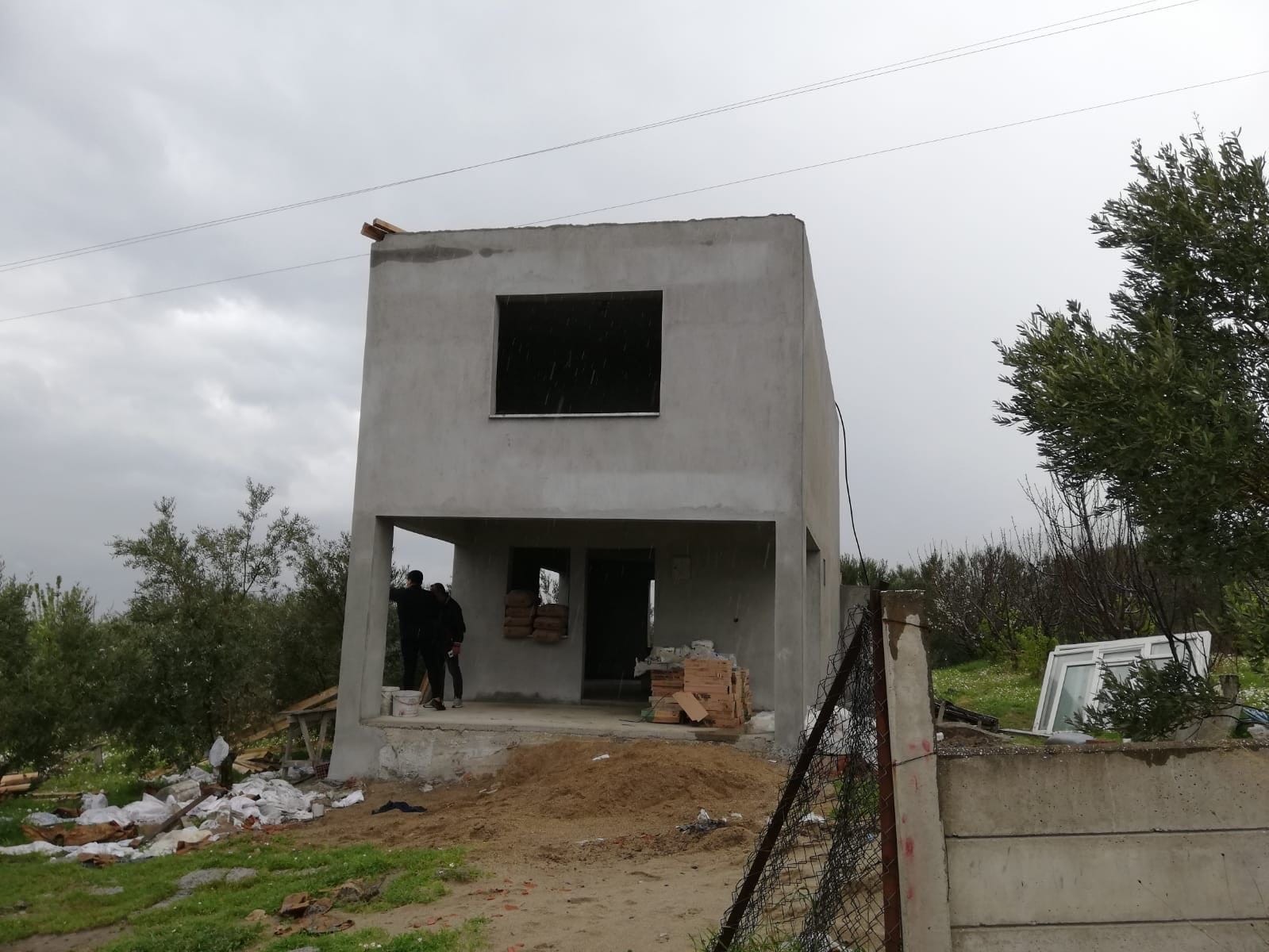 Elektrik akımına kapılan işçi hayatını kaybetti