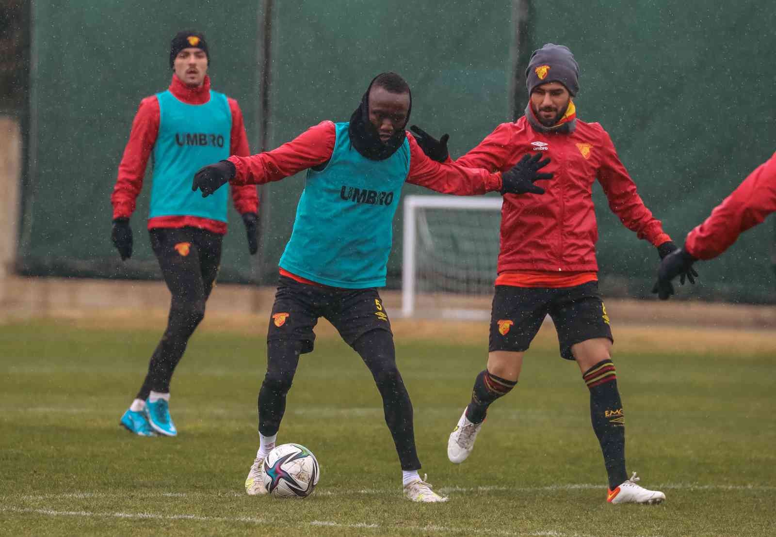 Göztepe, Beşiktaş’a hazırlanıyor