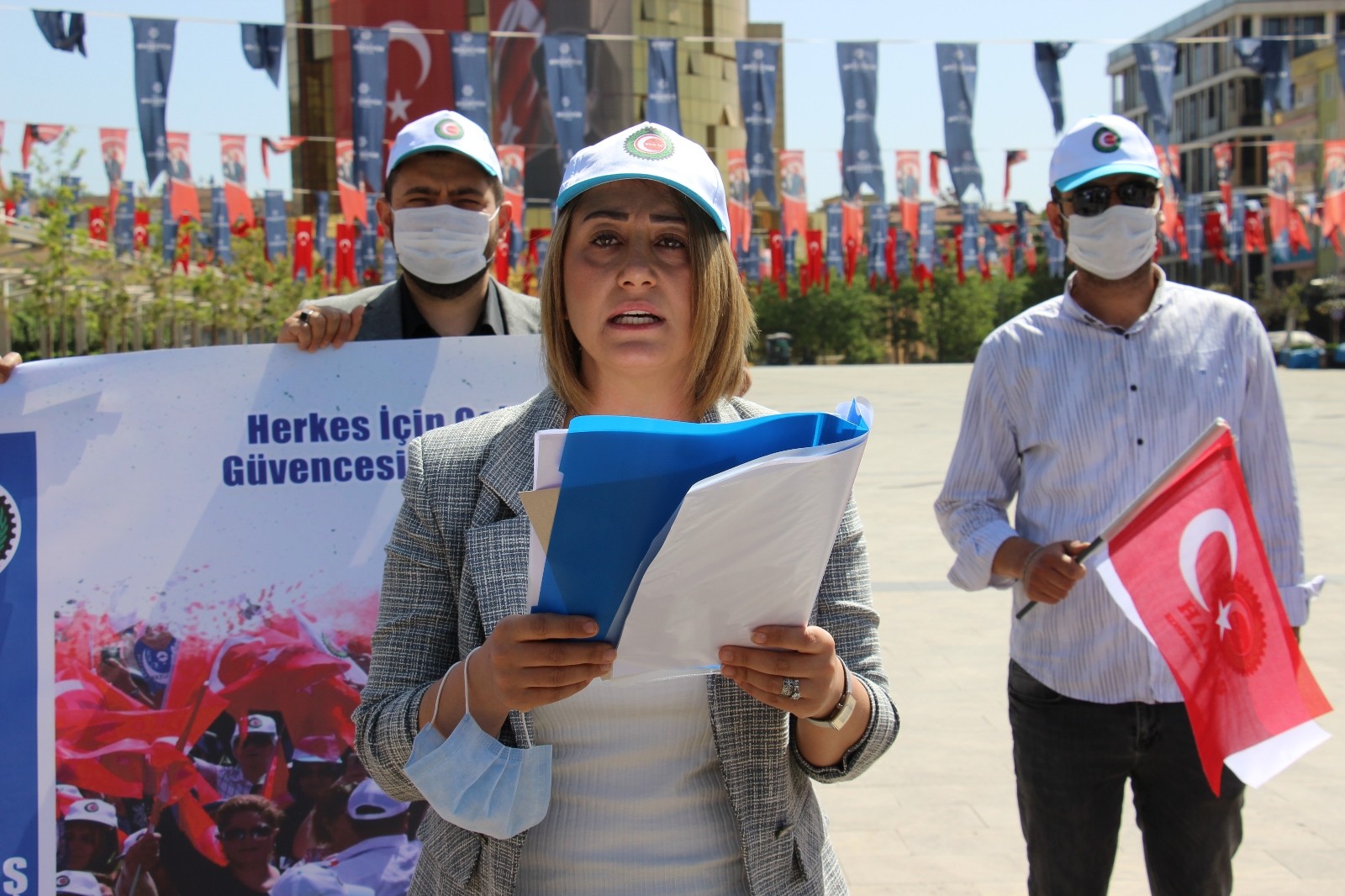 Hak-İş Aydın İl Başkanı Şahin, ‘Emekçi kardeşlerimizin hakkı HAK-İŞ’e emanet”