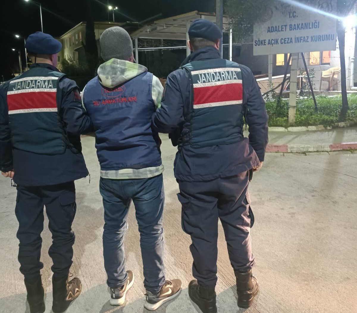 İki ayrı suçtan aranan şahıs Söke’de yakalandı