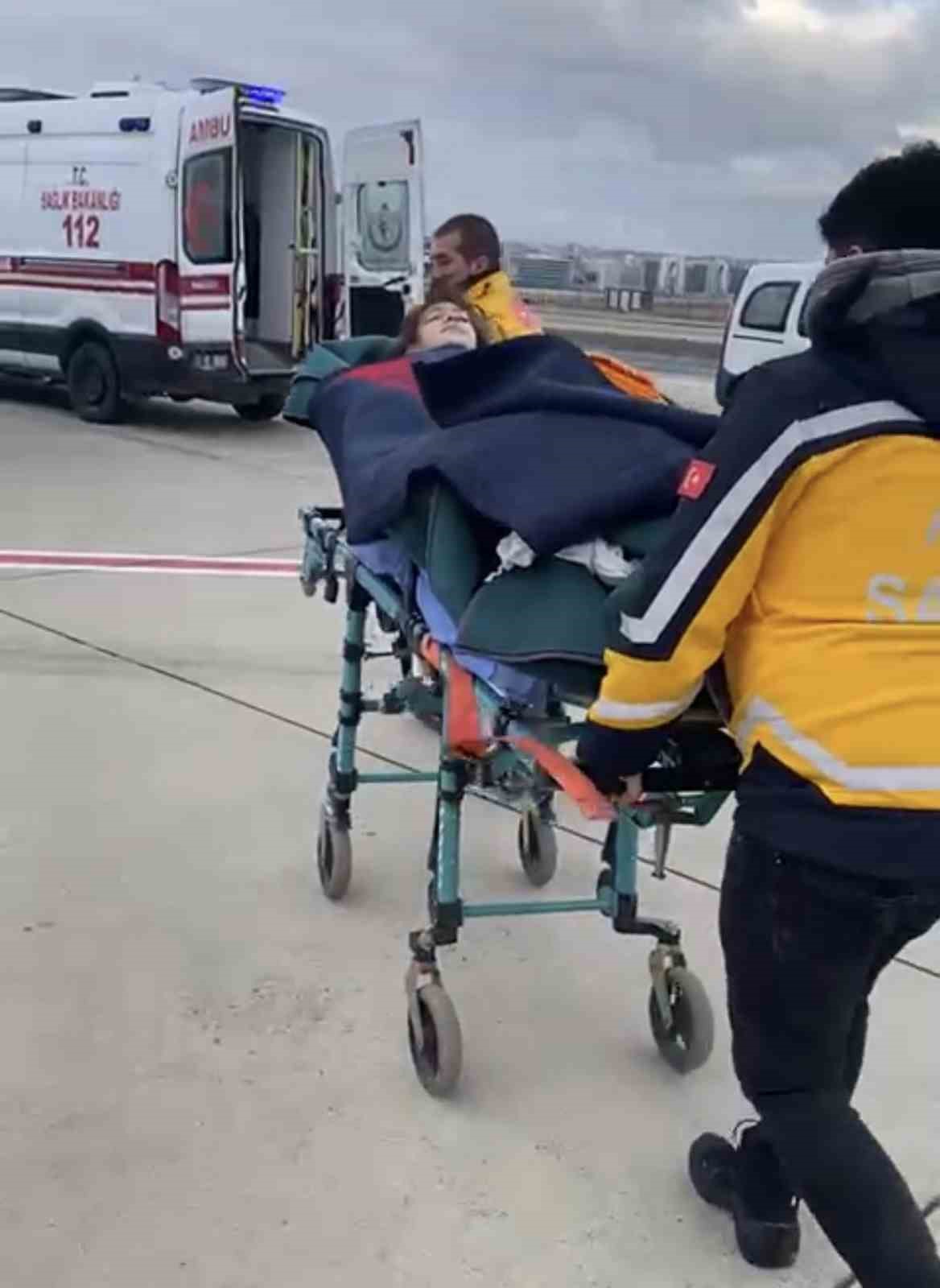 İstanbul’da tedavi gören depremzedelerden 10 bin 743’ü taburcu edildi