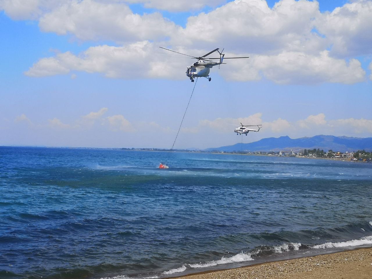 İzmir Dikili’de yangın