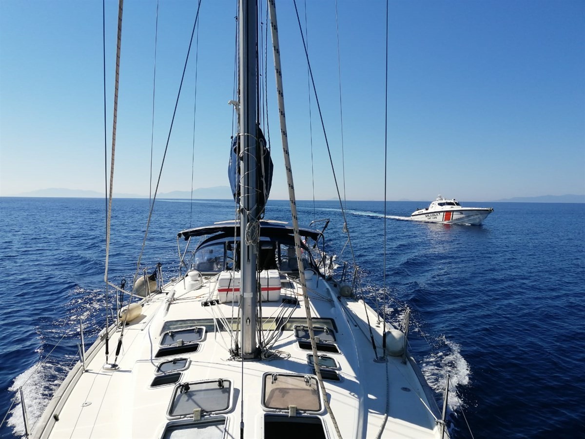 İzmir açıklarında düzensiz göçmen yoğunluğu