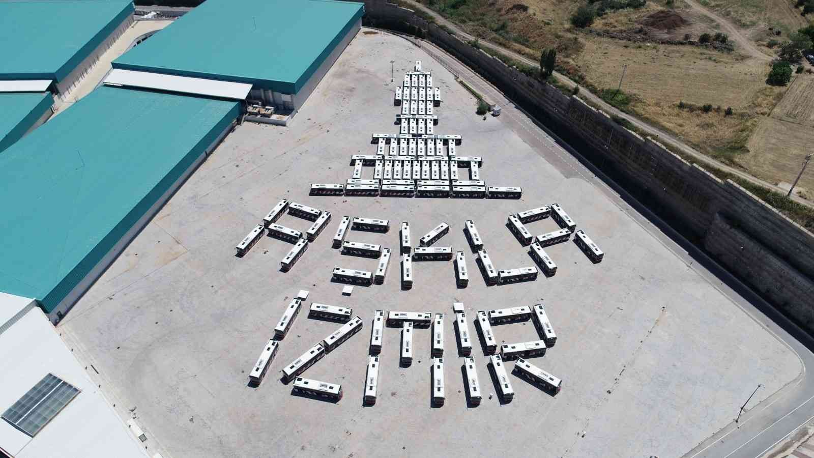 İzmir’e 100 elektrikli otobüs ve 55 midibüs daha geliyor