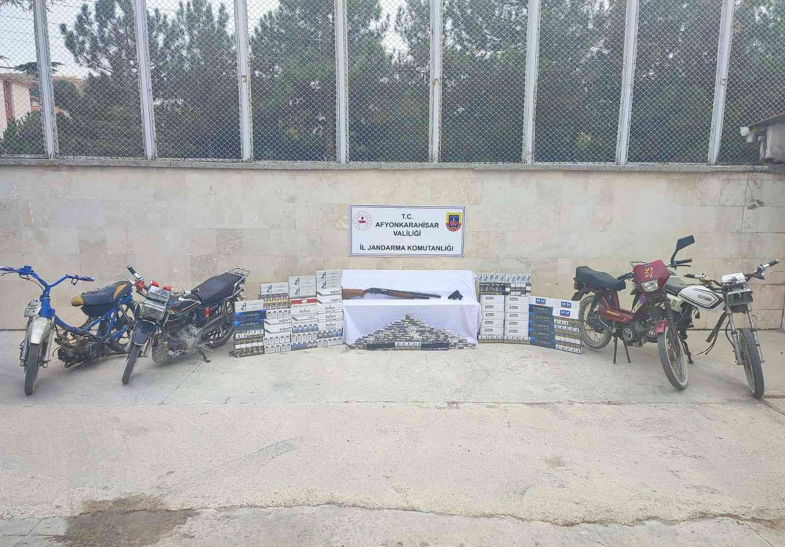 Jandarma bin 100 adeta kaçak sigara ele geçirdi