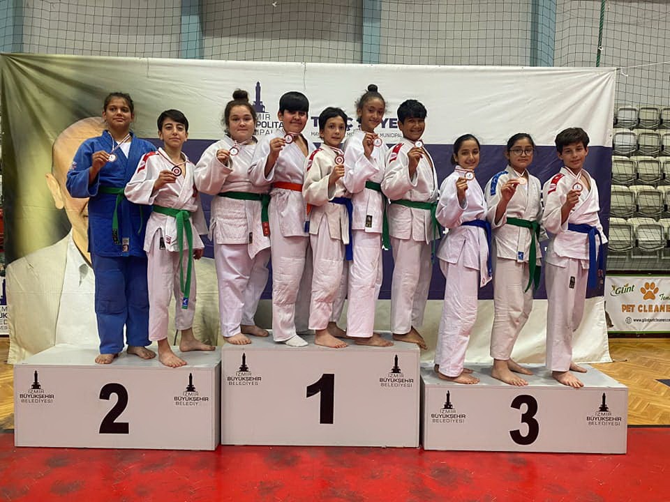 Judoda Salihli rüzgarı esti