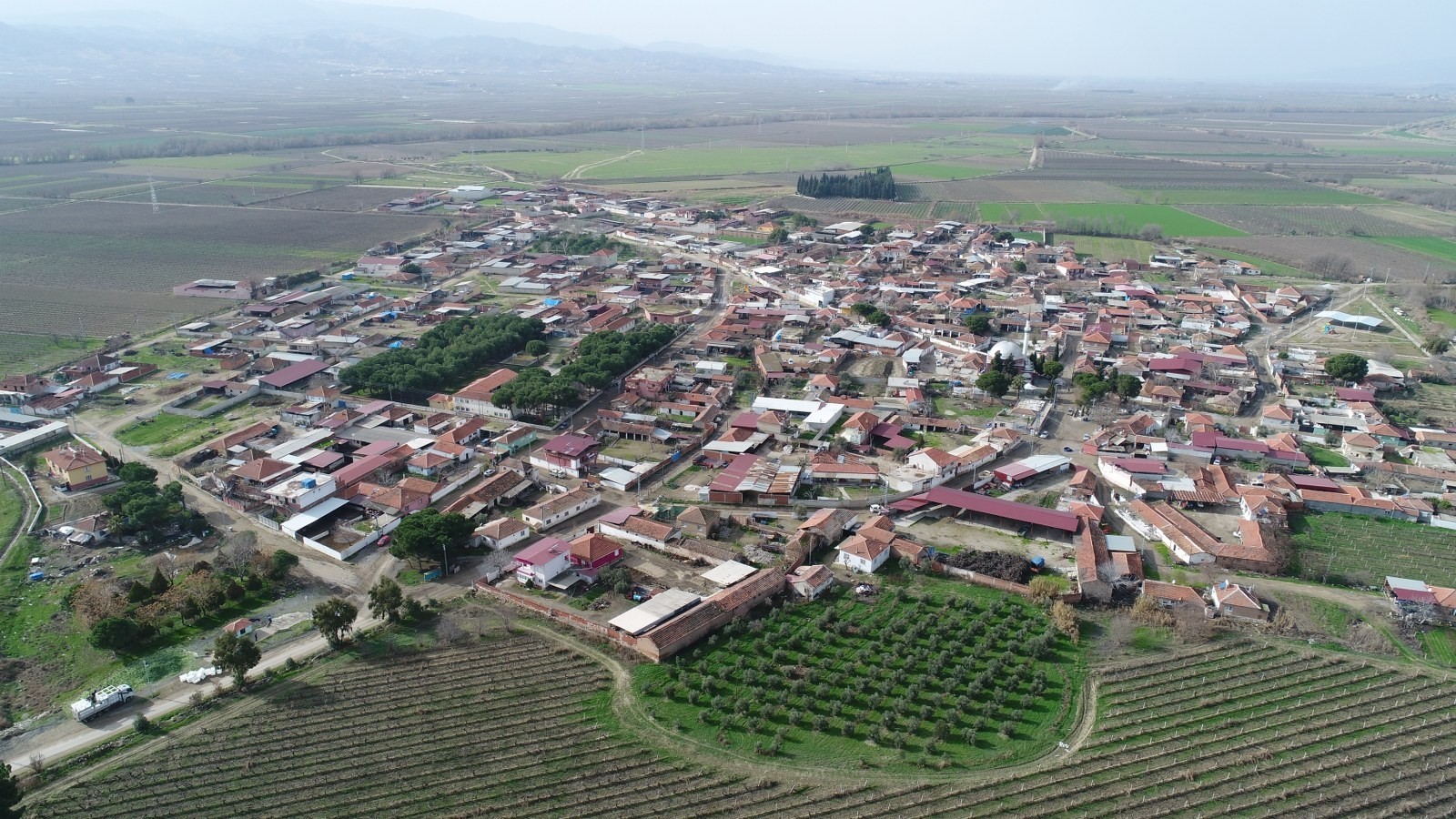 Karayahşi’de 50 bin metrekarelik üstyapı imalatına başlandı