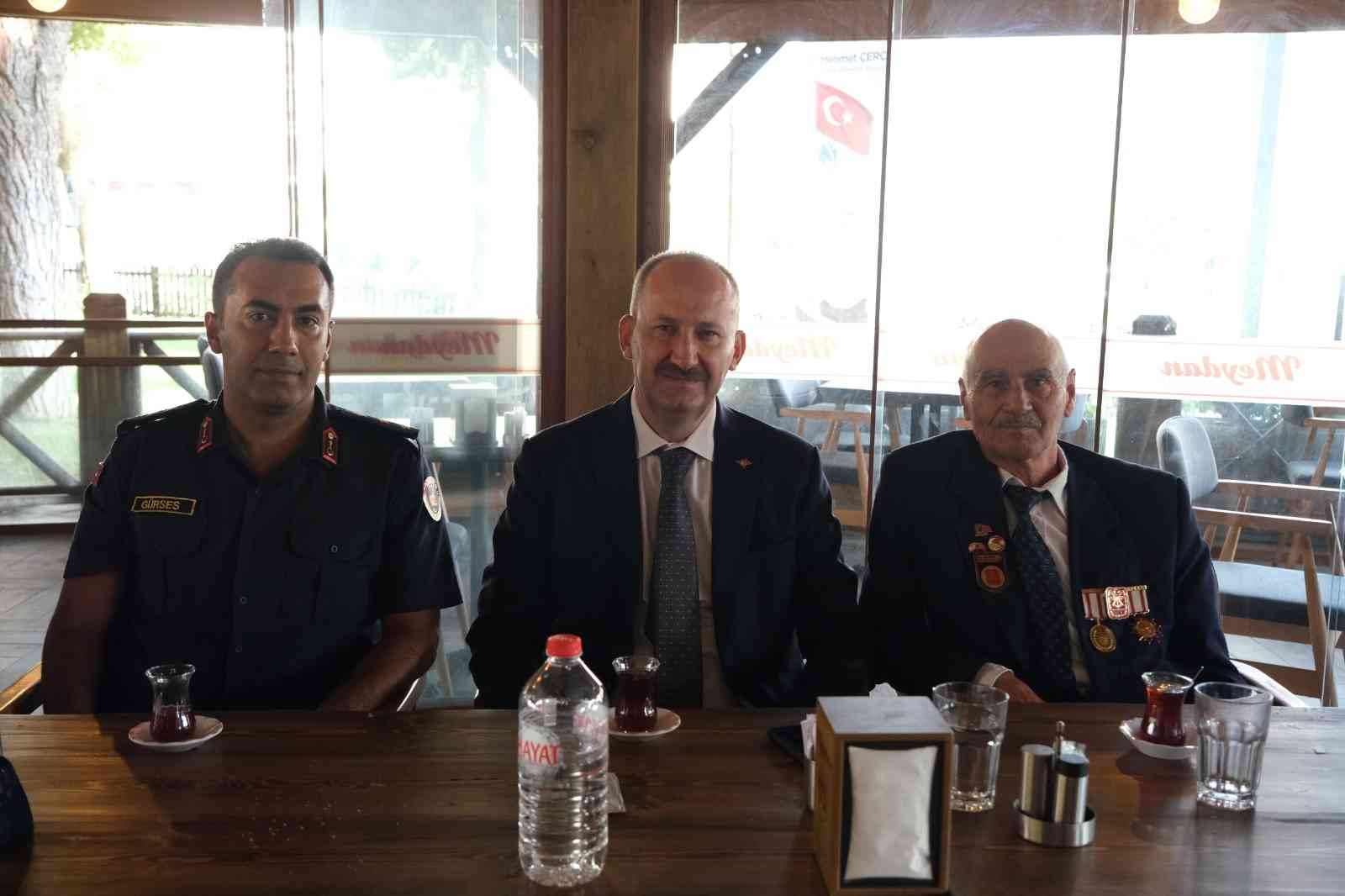 Kaymakam Kantay, gazilerle kahvaltıda buluştu