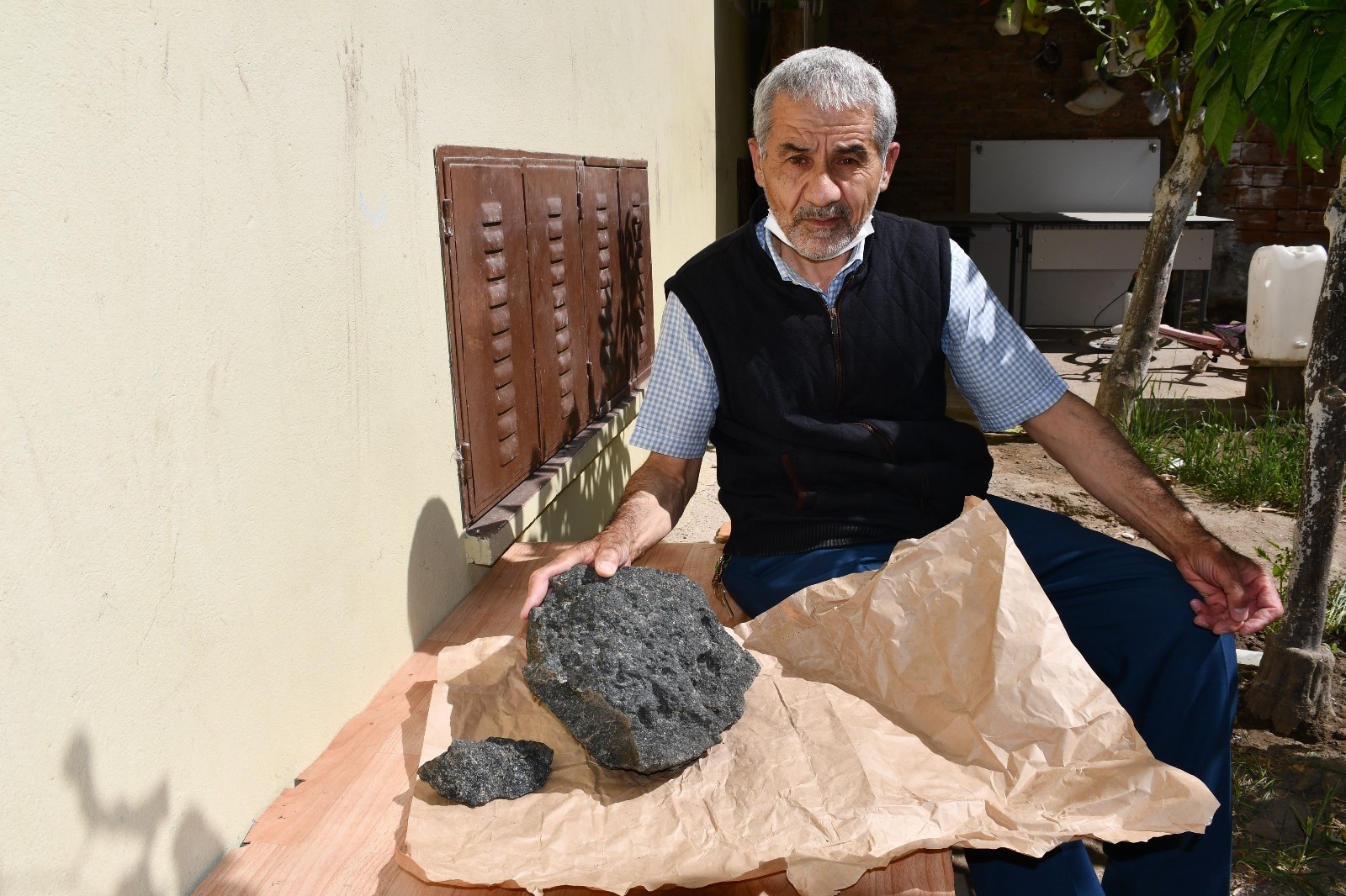 Kekik toplarken göktaşı bulduğunu iddia etti