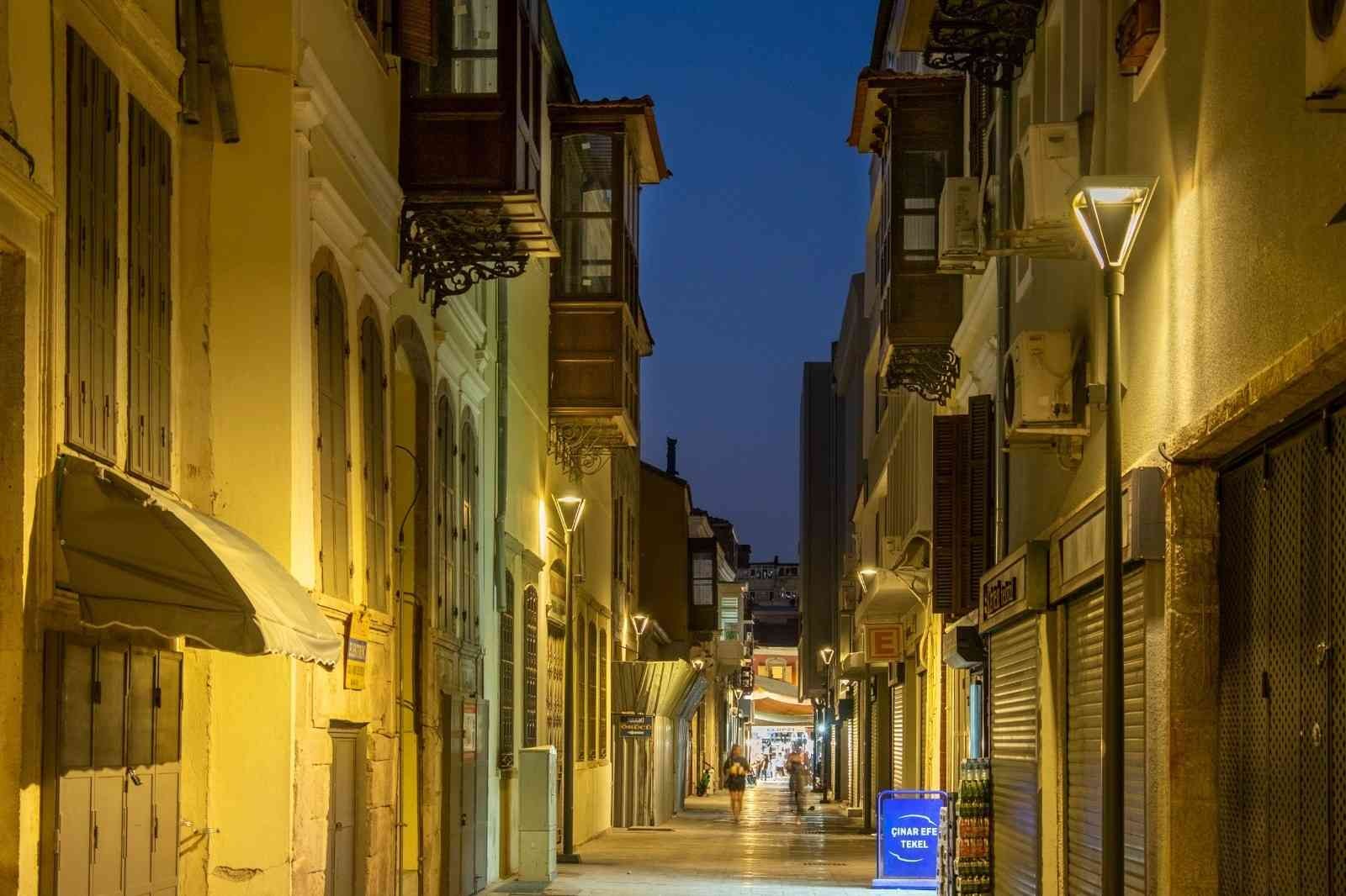 Kemeraltı’nın aydınlatma projesi ödül aldı