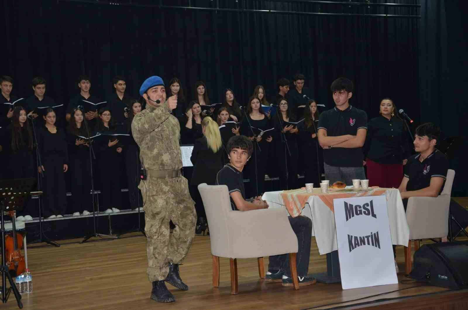 ’Kim Var’ sanat etkinliği Manisalılarla buluştu