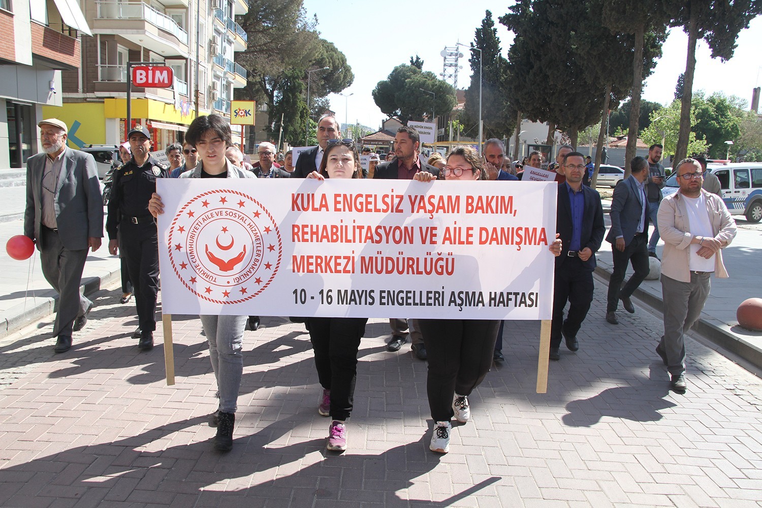 Kula’da Engelliler Haftası kutlamaları başladı