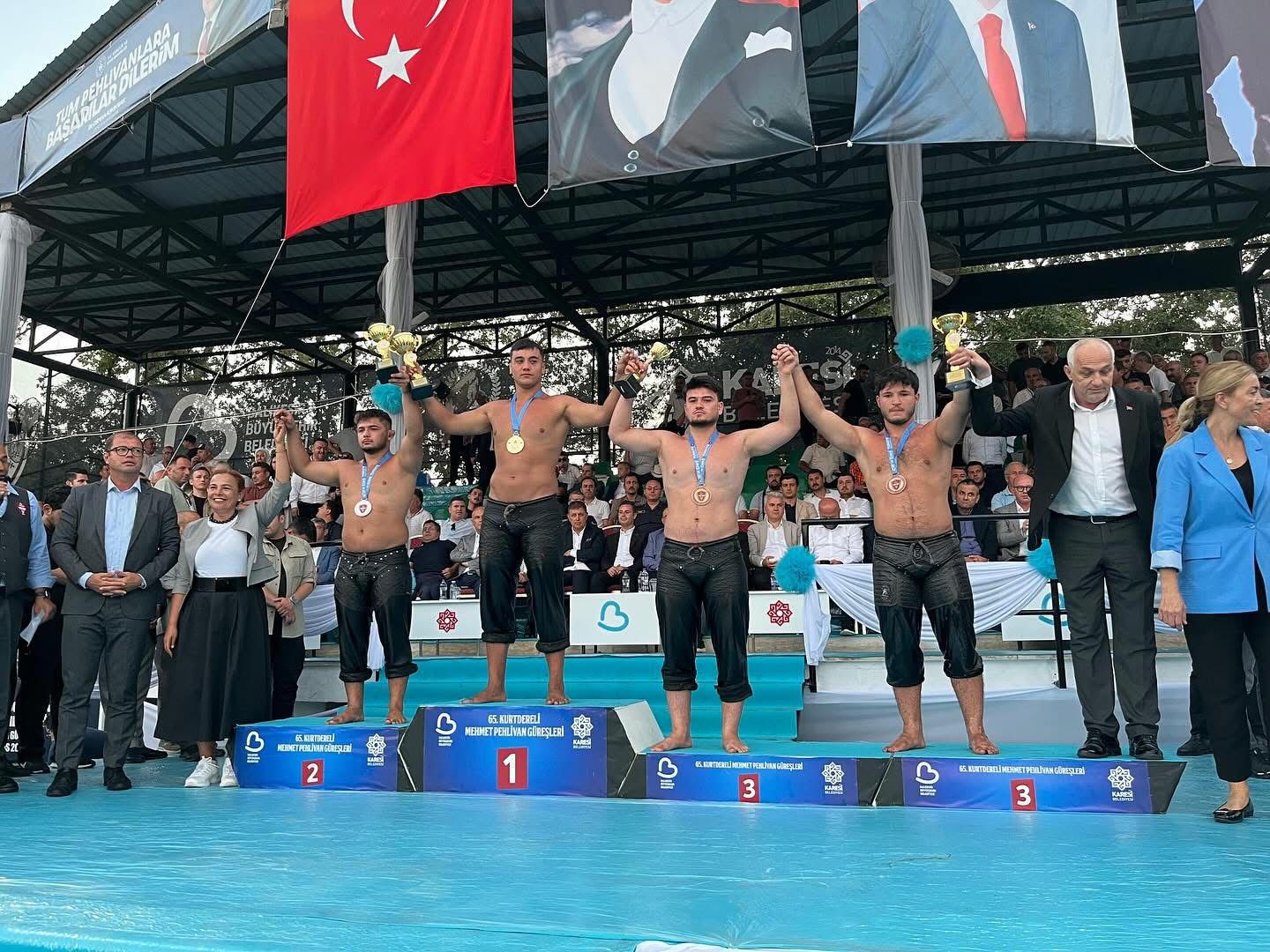 Kulalı pehlivan, Türkiye Yağlı Güreş Ligi’nde şampiyon oldu