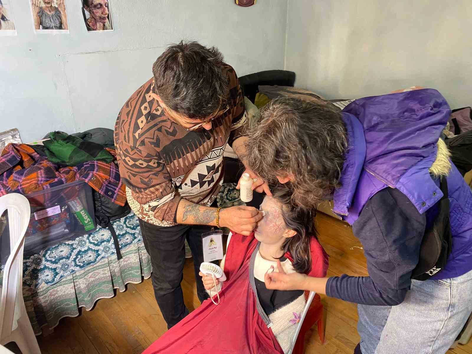 Kula’nın tarihi evleri korku filmine ev sahipliği yapıyor