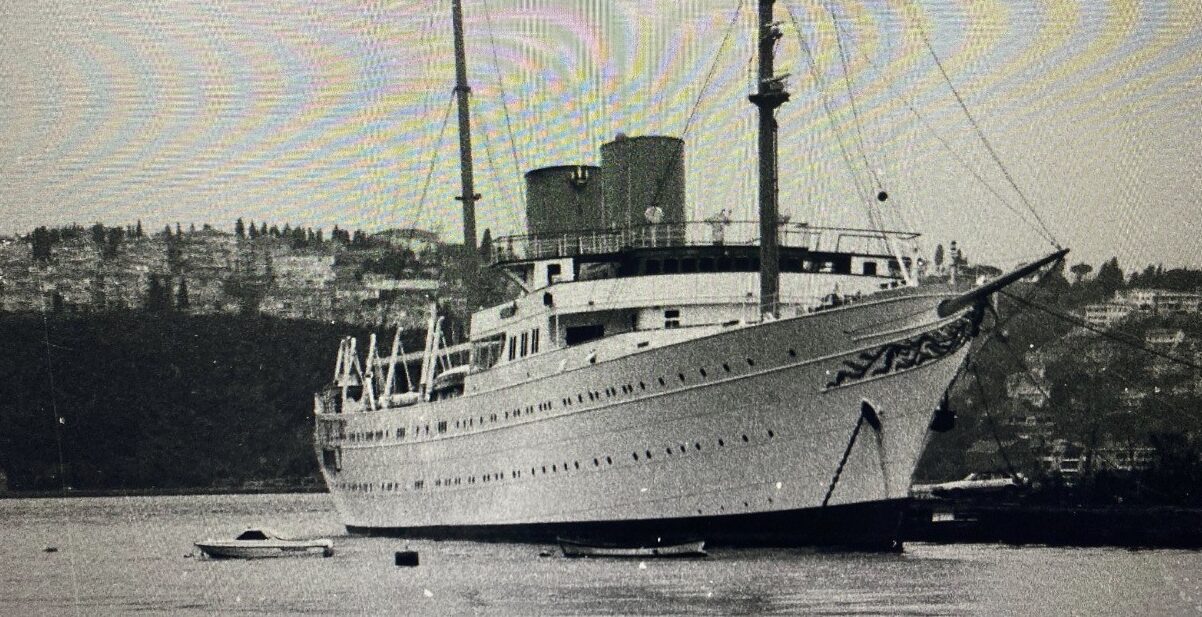 Kuşadası’nın ilk turizmcilerinden Arap Rıza Saraç’ın hatıraları ‘Savarona’ ile yeniden gündemde