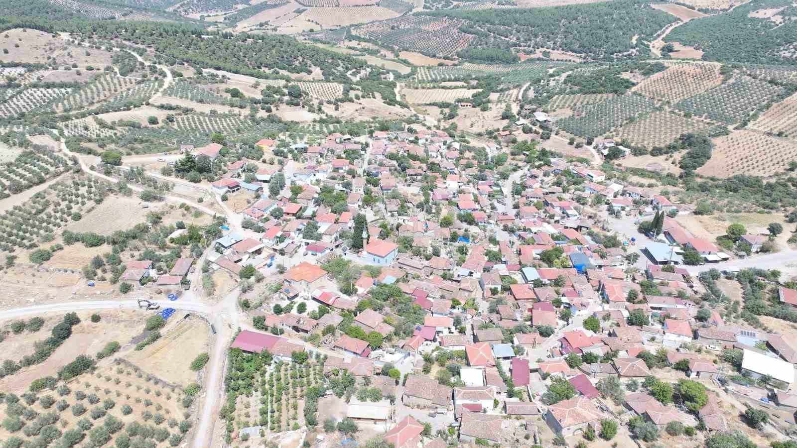 MASKİ, Salihli’de 40 yıllık içme suyu altyapısını yeniliyor